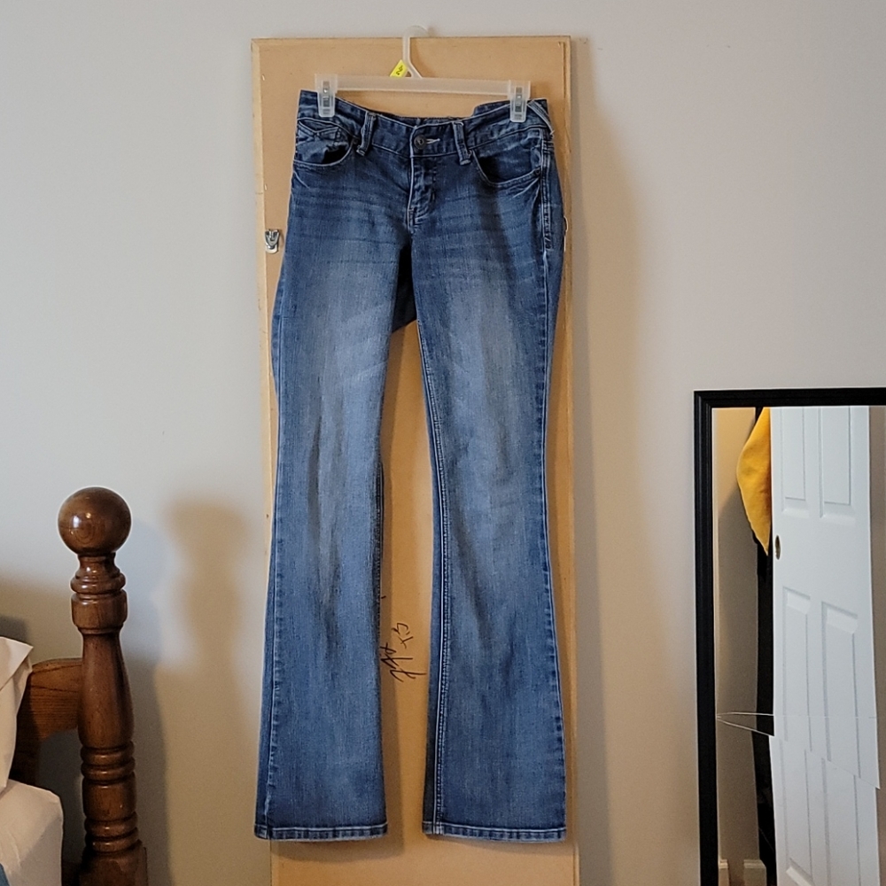 Vanity Jeans - Picture 2 of 4